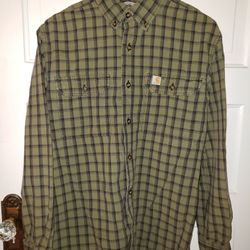 Men's medium Carhartt green long sleeve shirt