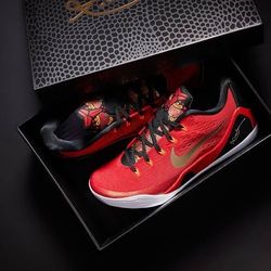 KOBE 9 CHINA SIZE 10 $220 OBO