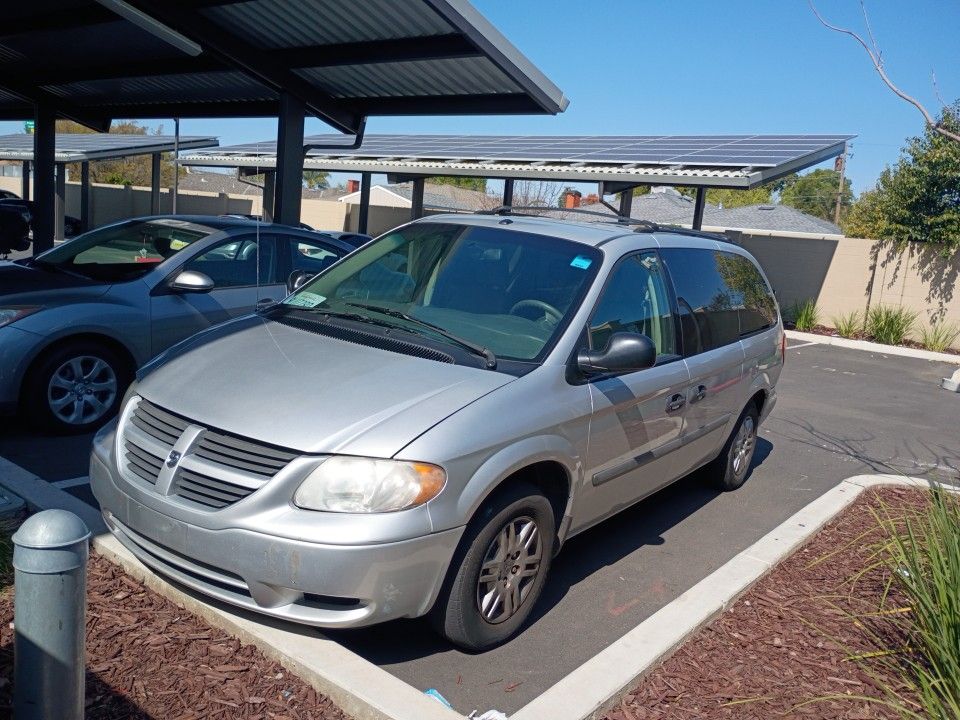2006 Dodge Grand Caravan