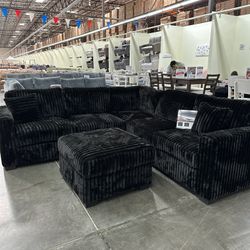 Corduroy Sectional   4 PC Sectional Color Black       🔥 Seccional De 4 Piezas Color Negro 