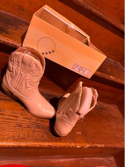 New In Box! SODA Western Cowgirl Ankle Boots (Size 8.5) – Cream Pearl ✨🤠