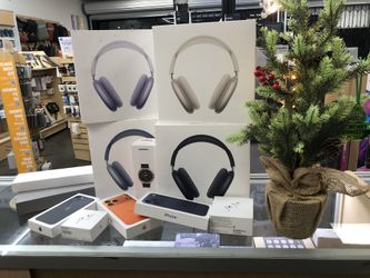 New Unlocked Iphone 17 Pro Max (Payment Plan Available) 