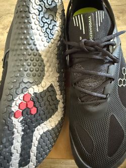 Vivobarefoot- training shoe