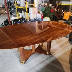 Henredon Table