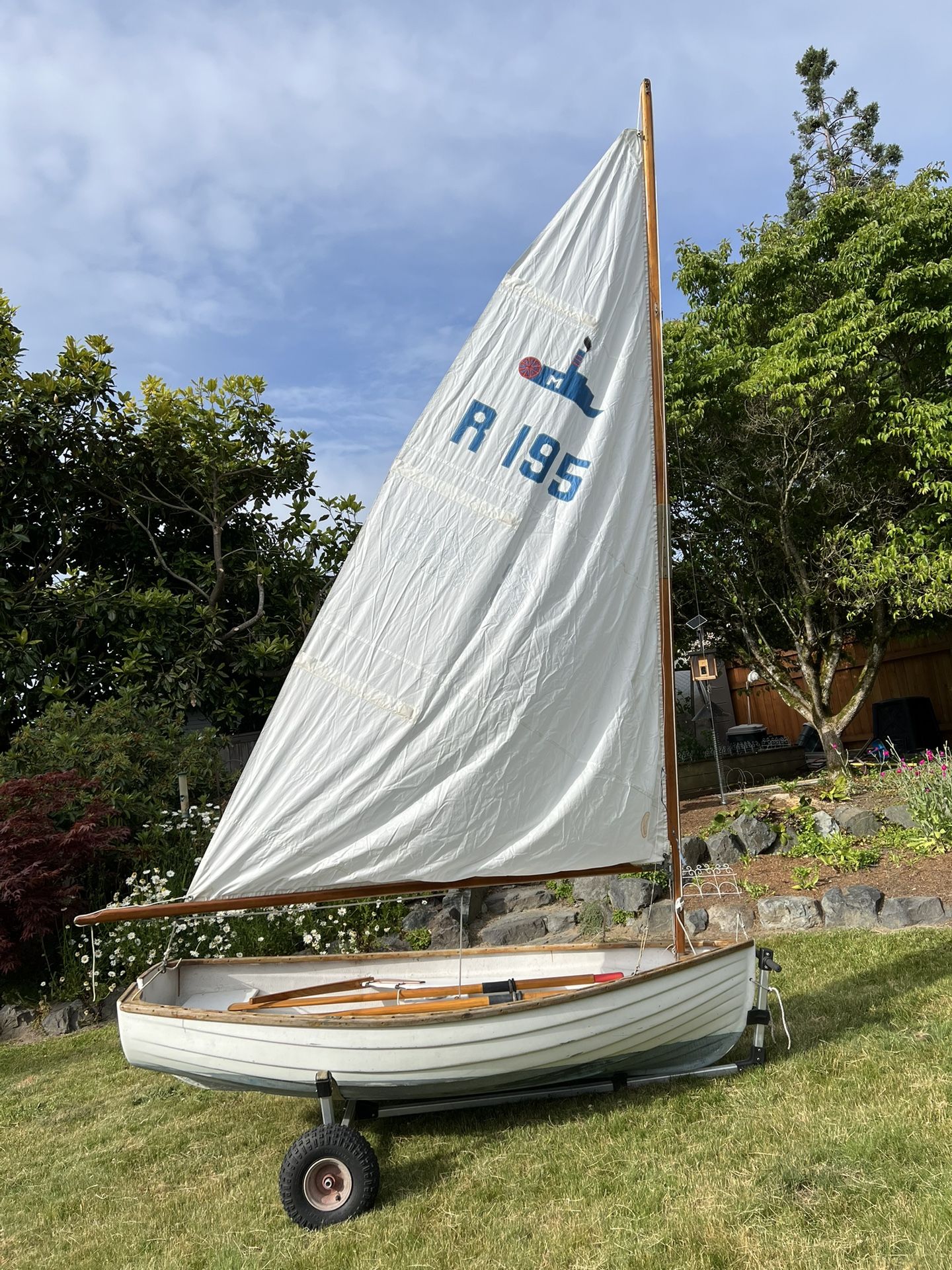 Ranger Minto 9 Sailboat and Rowboat