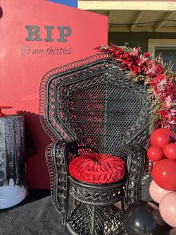 Black Peacock Chair 