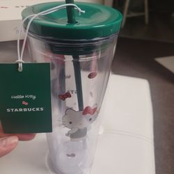 Hello Kitty Starbucks Cup