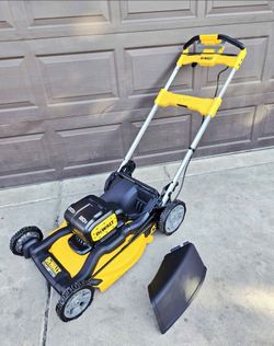 DeWALT 20V XR Self Propelled Lawn Mower (NO BAG) (TOOL-ONLY)