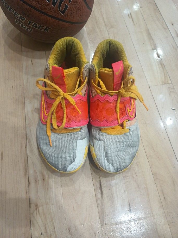 Nike Basketball Shoes
