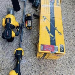 DEWALT 60V MAX 17 in. Cordless Battery Powered String Trimmer and Leaf Blower Combo Kit with (1) 9ah