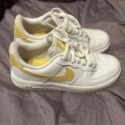women’s 7.5 hardly ever worn