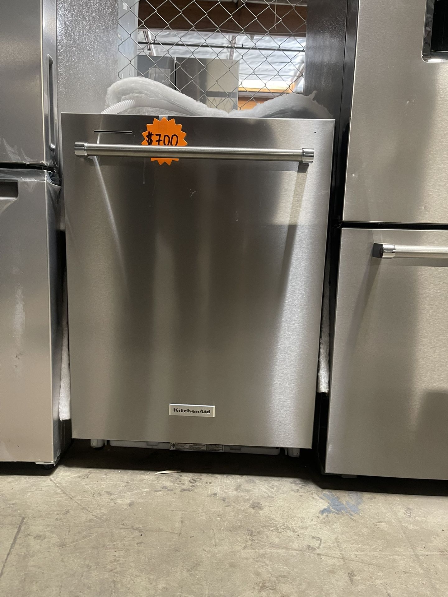KITCHEN AID DISHWASHER