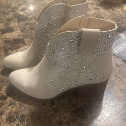 Women’s Cowboy Boots Sz 8.5