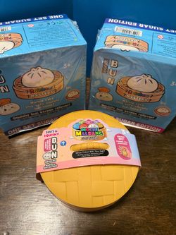Mochi Malrang Squishy Bun Mystery Toy Set