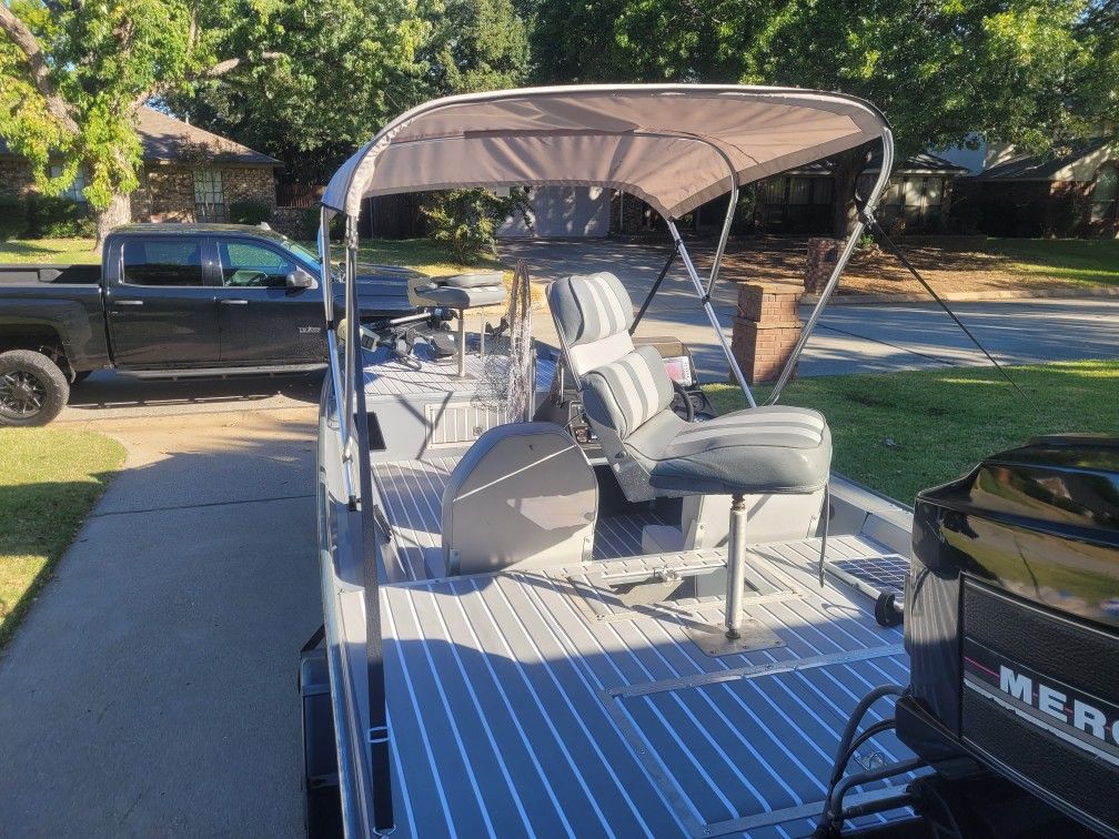 1992 Alumaweld 17ft Completely Restored