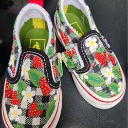 Baby Vans Size 5