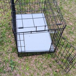 Dog Kennel With Tray