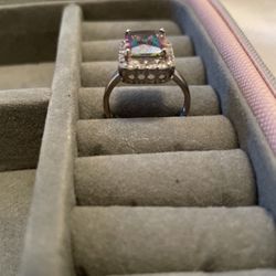 Halo Emerald Ring Engraved 925 Size 7 