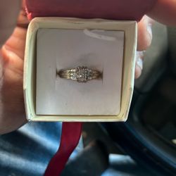 100 percent 10 karat real diamond ring