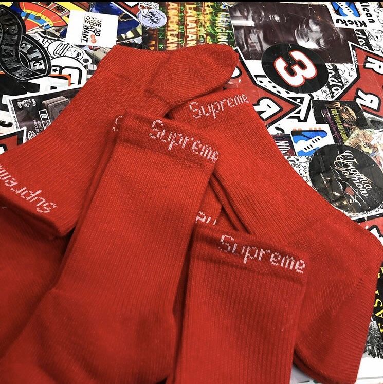 Supreme socks 1 pair each