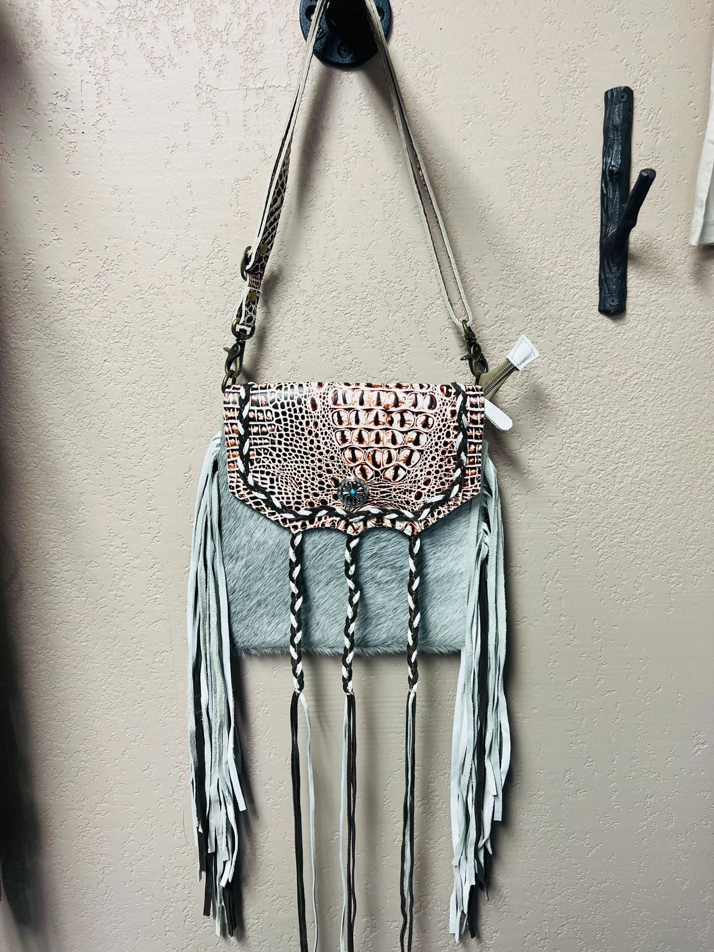 Myra bag white cowhide with fringe purse