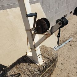 Boat winch and upright