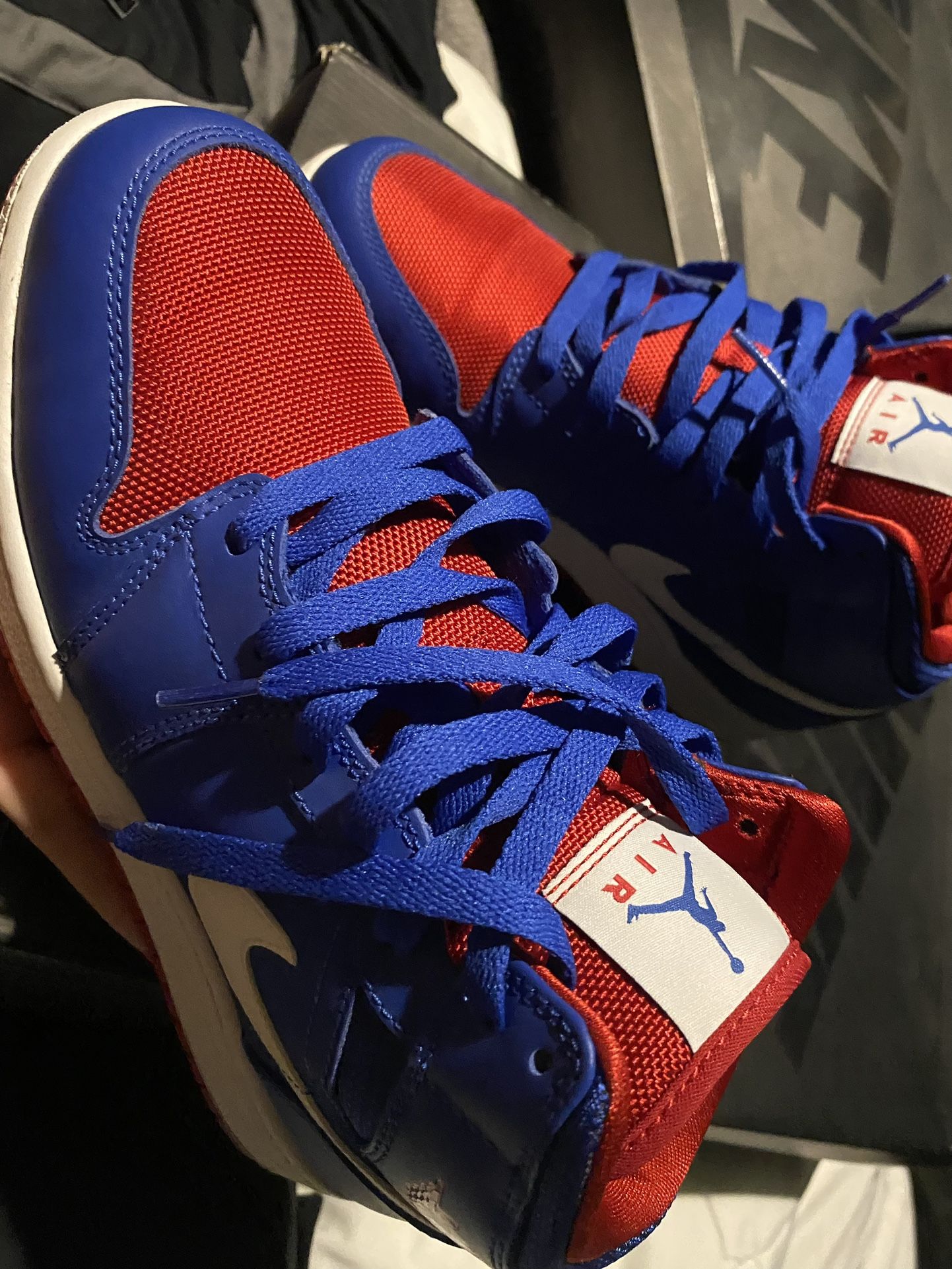 NIKE Air Jordan 1 Men’s Detroit Pistons Basketball Shoes 13 Blue Red