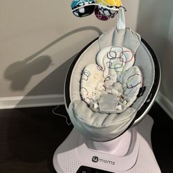 4Moms Mamaroo Swing