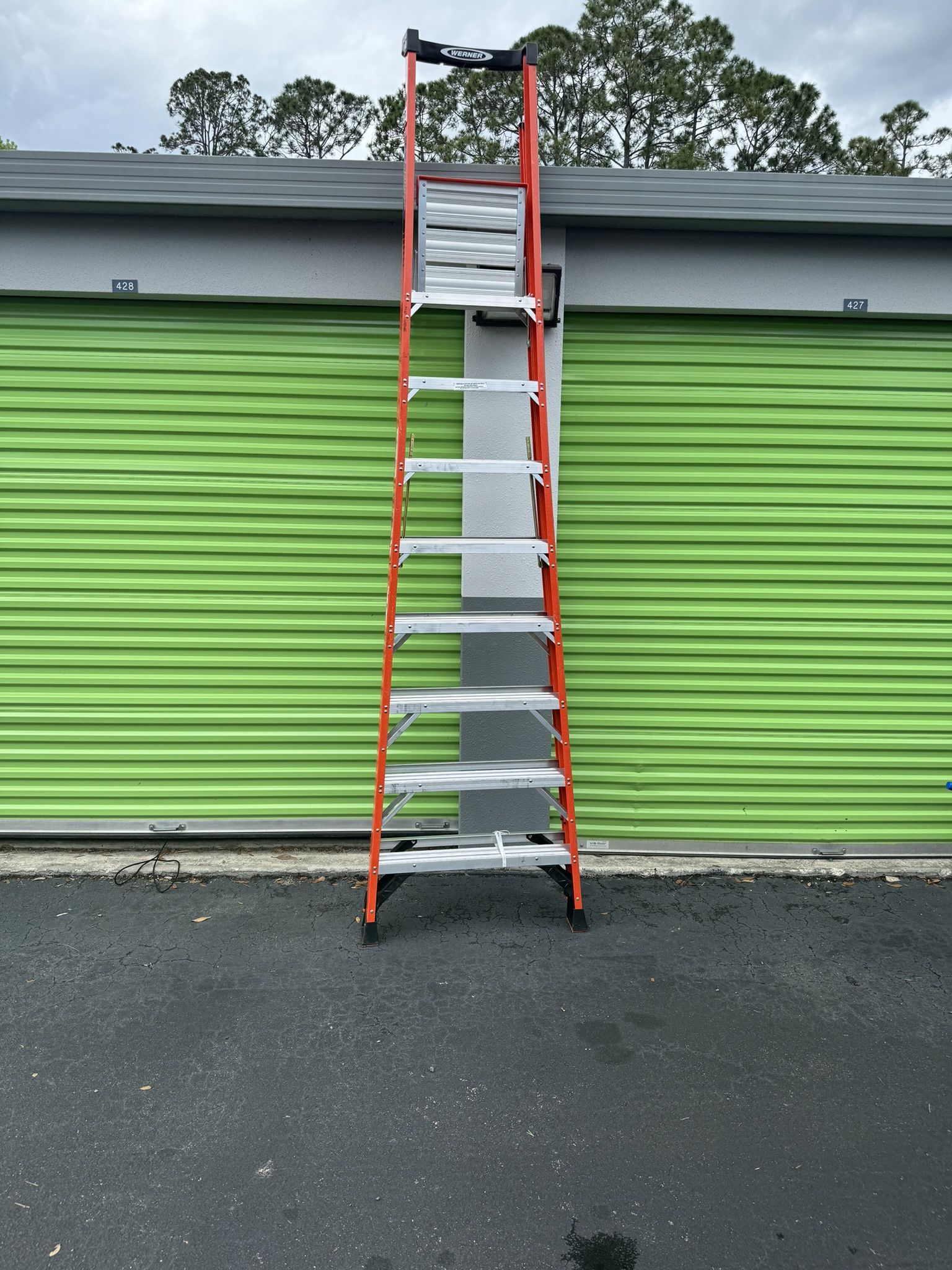 8ft Fiberglass Werner Ladder