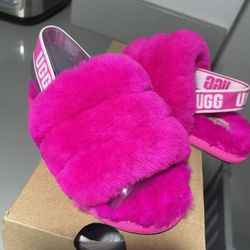 Brand New Girl Uggs Size 8 