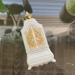 Vintage Avon Perfume Bottle/bath Oil 