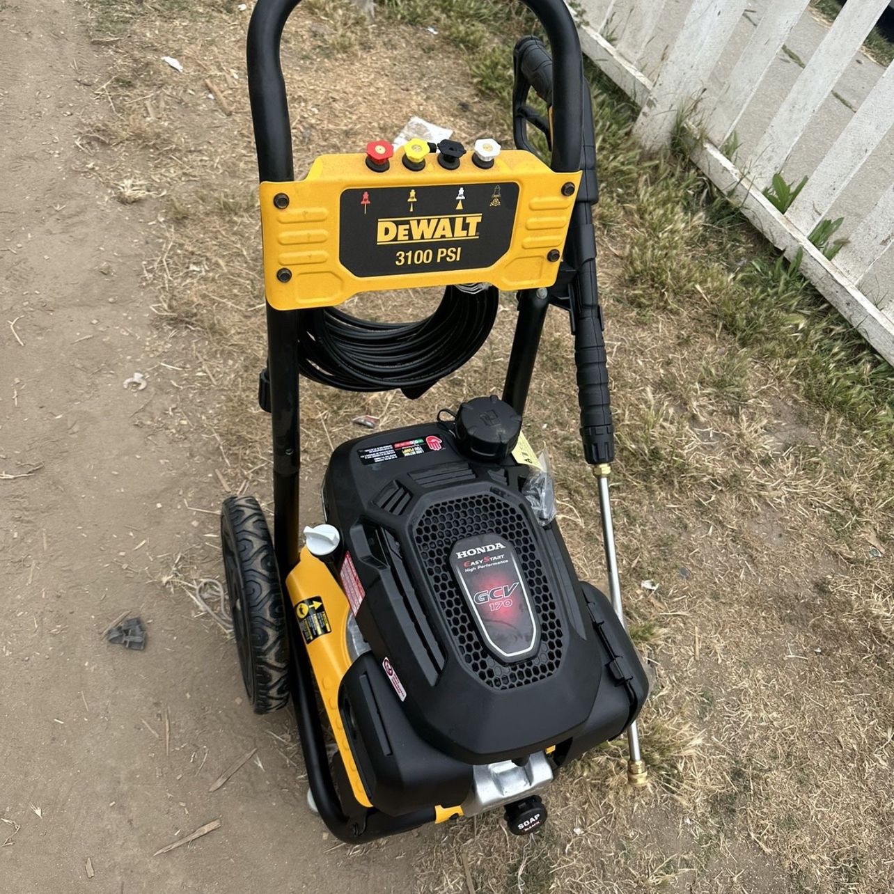 Dewalt 3100 on sale pressure washer