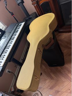 Acoustic Guitar Case
