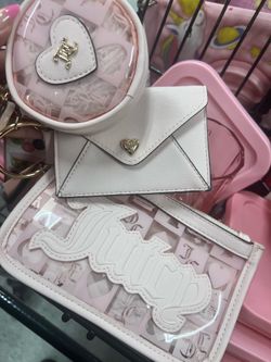 Baby pink Juicy couture wristlet