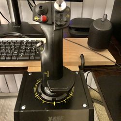 Joystick F16 Saitek X65F