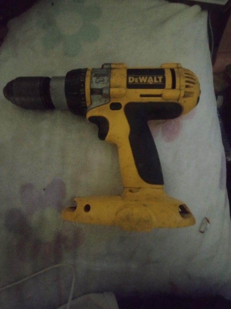 DeWalt Dw988 Heavy Duty Drill