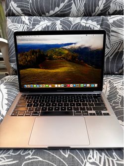 MACBOOK PRO M2 13”