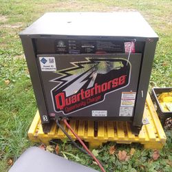 Quarter Horse Forklift Charger 