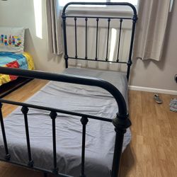 Twin Black Rod Iron Style Bed