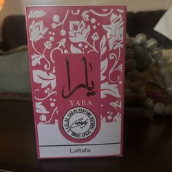 yara candy perfume 