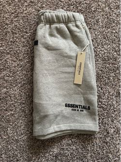 Dark oat essential shorts