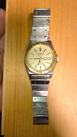 Vintage Citizen Quartz Day-Date Watch