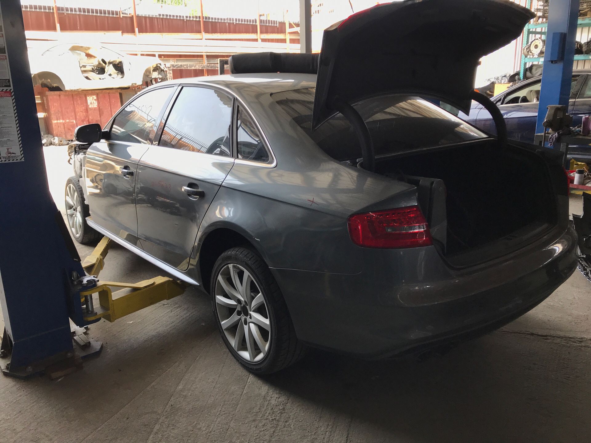 2014 audi a4 parting out