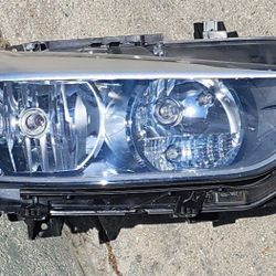 2012 2013 2014 2015 BMW 3 SERIES RIGHT PASSENGER HEADLIGHT