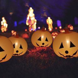 Halloween Decorations (20 Halloween Pumpkin LED Light Up Balloons With Pump)