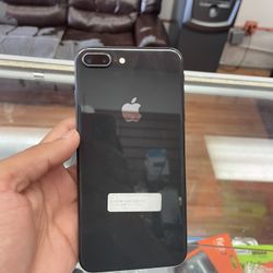 iPhone 8 Plus 