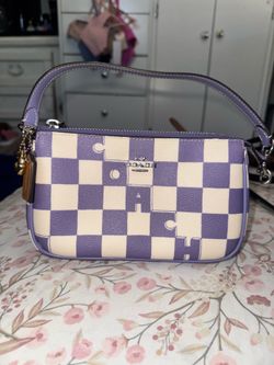 Coach Nolita 19