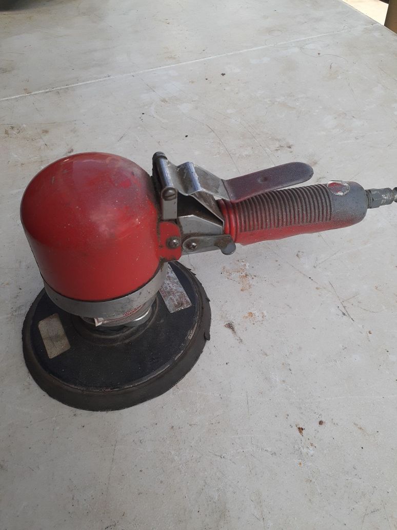 Ingersoll Rand 6" dual action sander