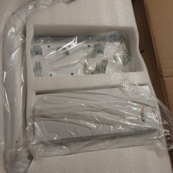 Adjustable security Camera parapet