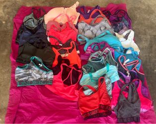 31 Under Armour/UA Sports Bras